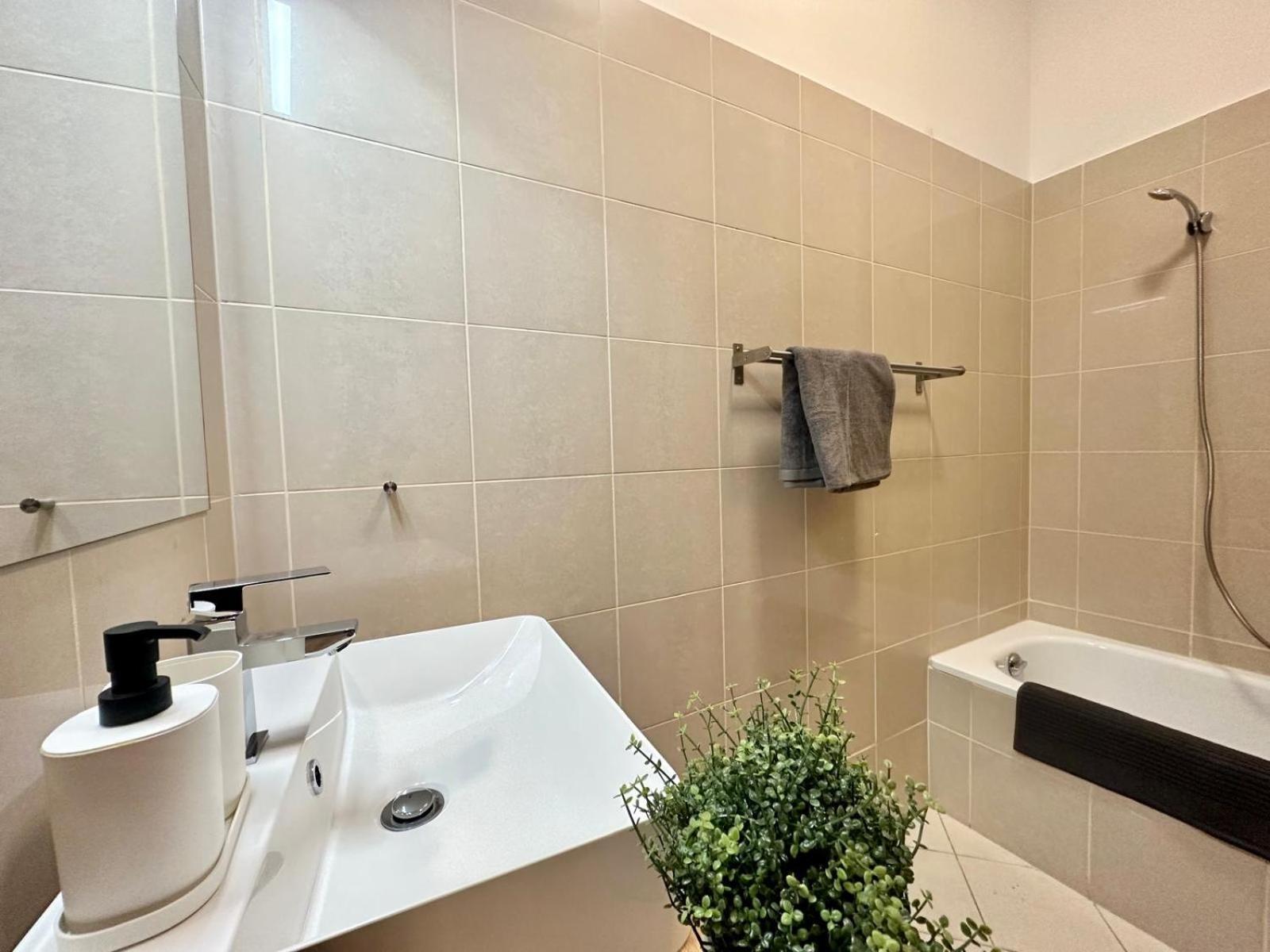 Апартаменты Aurum Maison Downtown D16 #freeparking